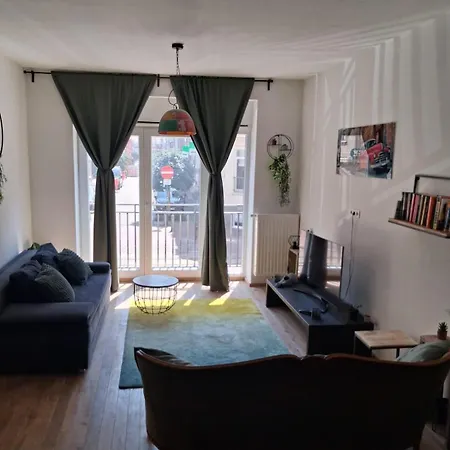 1- Summer Breeze Apartment *