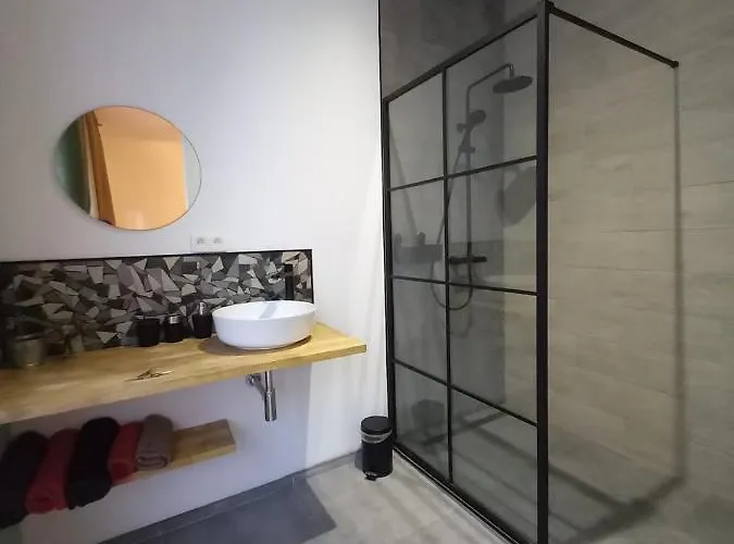 1- Summer Breeze Apartment *